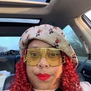 Meet your Posher, Tanisha